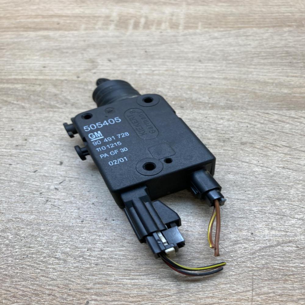 90491728 505405  Central locking motor Opel Astra G