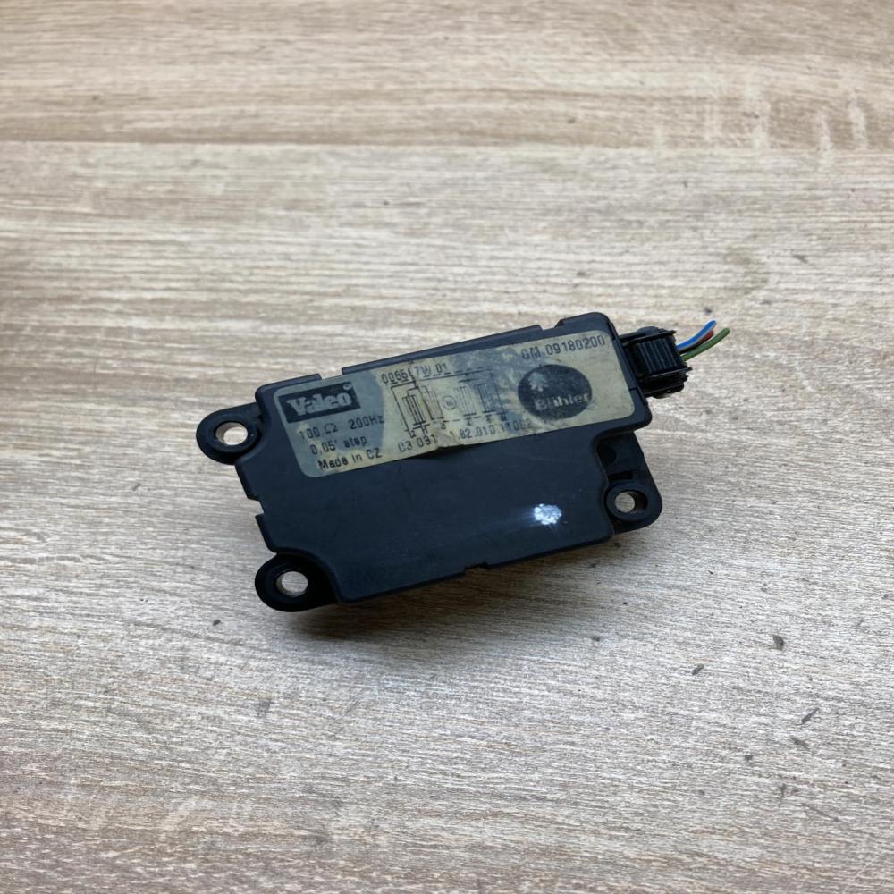 09180200   Air flap motor/actuator Opel Vectra C