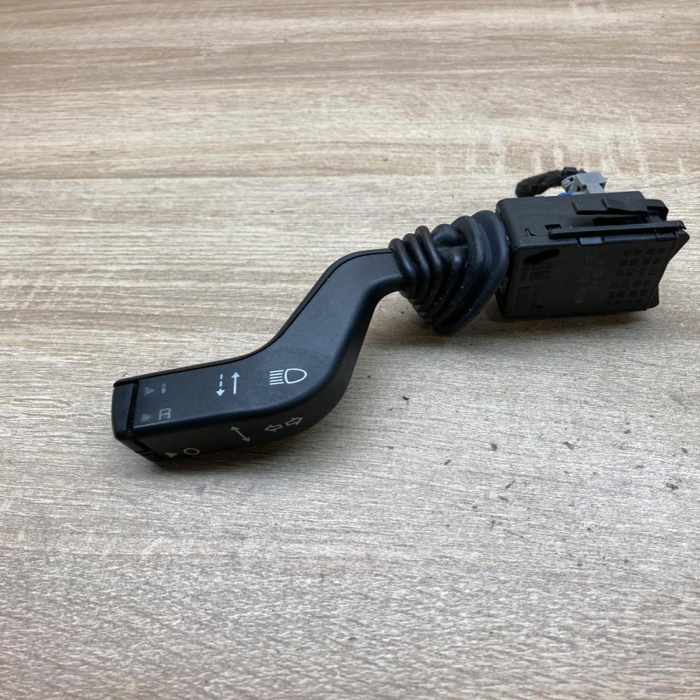 09185413   Indicator stalk Opel Corsa C