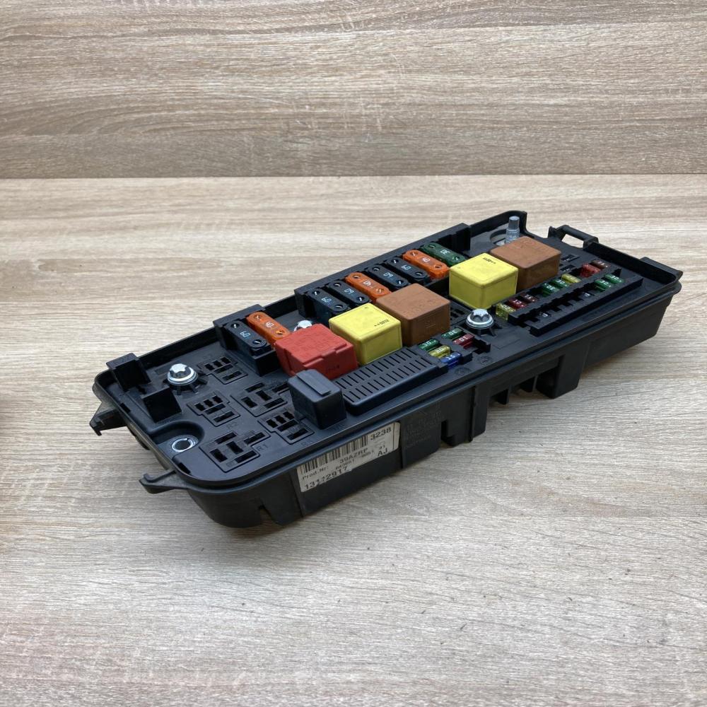 13112917   Fuse module Opel Vectra C