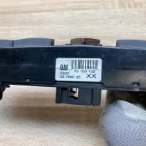 13100109   Hazard light switch Opel Astra H