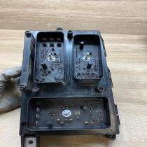 13206754 743381  Fuse module Opel Astra H