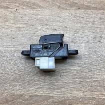 NISSAN window switch   Electric window control switch Nissan Primera