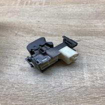 192829   Electric window control switch Toyota Auris 150