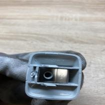 1K0857561B   Sun visor clip/hook/bracket Volkswagen PASSAT B6
