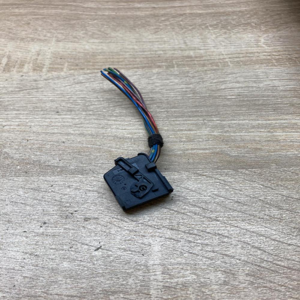 8364654   Plug wire BMW 3 F30 F35 F31