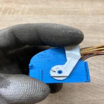 6913634   Plug wire BMW 7 F01 F02 F03 F04