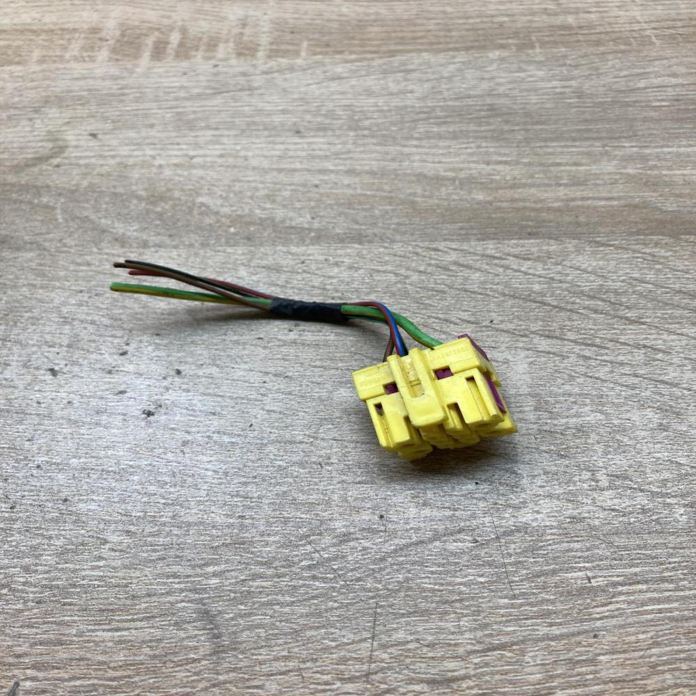 8A0972986   Plug wire Audi A6 S6 C5 4B