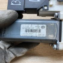 1K0959704P   Rear door window regulator motor Volkswagen PASSAT B6