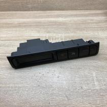 9628536777   Hazard light switch Peugeot 406