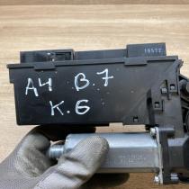 8E0959801A 5WK47009EBF  Rear door window regulator motor Audi A4 S4 B7 8E 8H