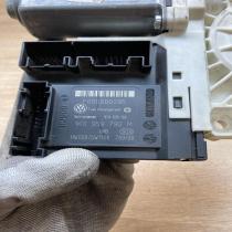 1K0959792M 1K0959702Q  Front door window regulator motor Volkswagen PASSAT B6