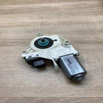 4L0959801B   Rear door window regulator motor Audi Q7 4L