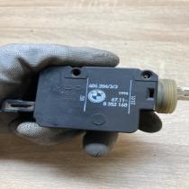 8352168   Fuel tank cap lock motor BMW 5 E39