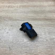 0281002437   Air pressure sensor Opel Vectra C