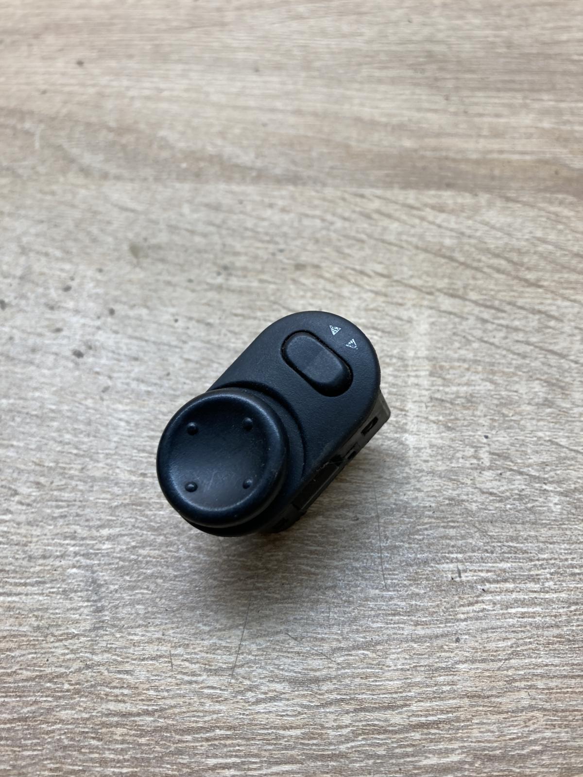 90569752   Wing mirror switch Opel Vectra B