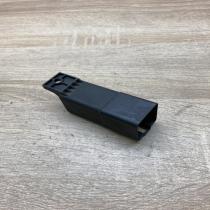 038907281D   Glow plug pre-heat relay Volkswagen PASSAT B6