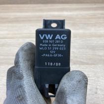 038907281D   Glow plug pre-heat relay Volkswagen PASSAT B6