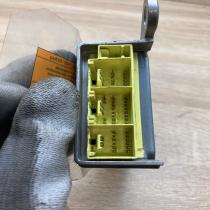 98820 AV200 0285001420  Airbag control unit/module Nissan Primera
