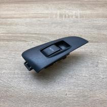 74271 05020 7427105020  Electric window control switch Toyota Avensis T250