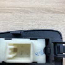 74231 05140 7423105140  Electric window control switch Toyota Avensis T250