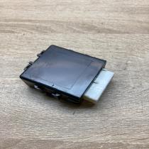 85940 02040 8594002040  Window wiper relay Toyota Auris 150