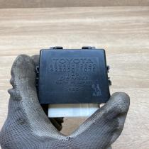 85940 02040 8594002040  Window wiper relay Toyota Auris 150