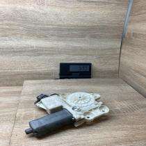 0130822031 999060 102  Rear door window regulator motor Toyota Avensis T250