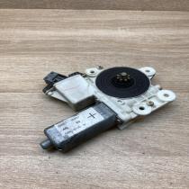 69840 05100 6984005100  Rear door window regulator motor Toyota Avensis T250