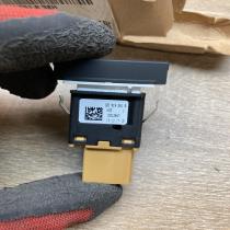 1Z0919281B   Parking (PDC) sensor switch Skoda Octavia Mk2 (1Z)