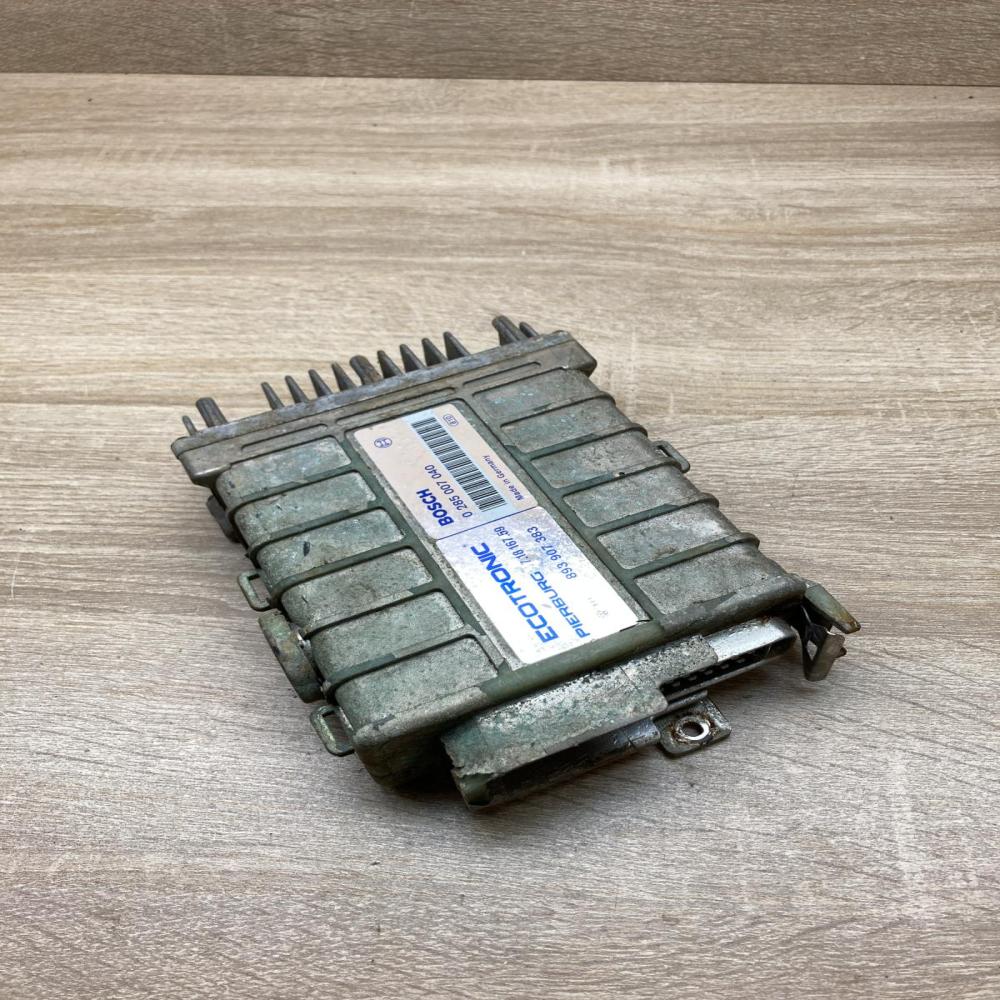 893907383 0285007040  Engine control unit/module ECU Audi 80 90 S2 B4