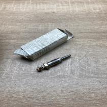 7701040208   Spark plug Renault Master I