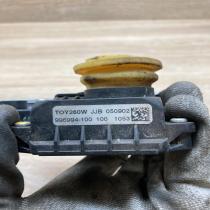 69840 0F020 996994 100  Rear door window regulator motor Toyota Corolla Verso E1