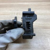 AW063800 1640   Air flap motor/actuator Acura MDX II