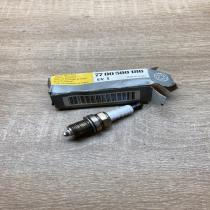 7700500180   Spark plug Renault Megane I