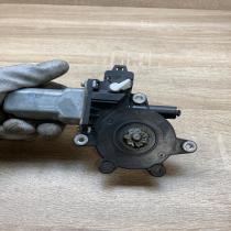 Mitsuba WFRH 71017U WE 5 12V Front door window regulator motor Honda CR-V