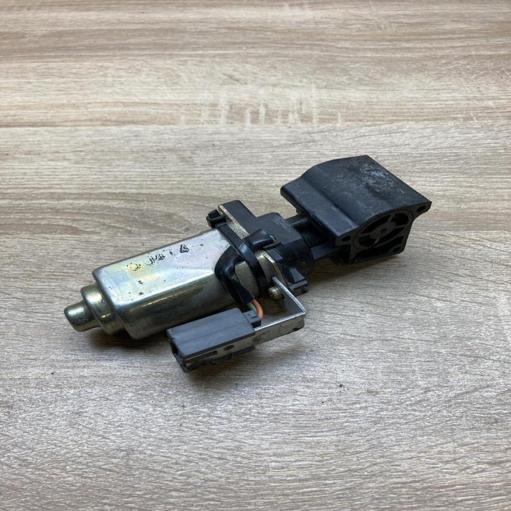 Infiniti   Seat adjustment motor Infiniti FX