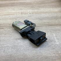 Infiniti   Seat adjustment motor Infiniti FX