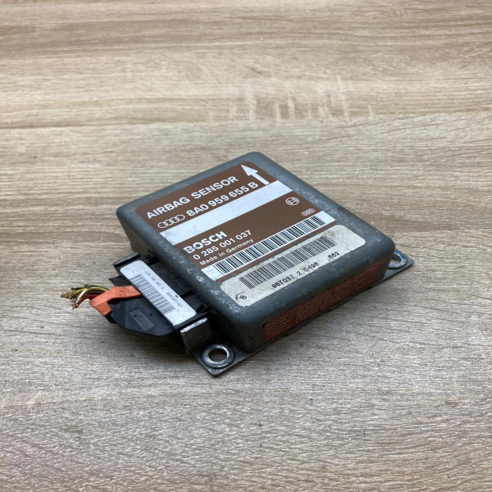 8A0959655B 0285011037  Airbag control unit/module Audi A4 S4 B5 8D