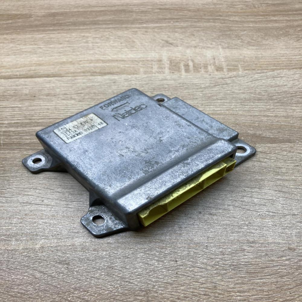 lD6457K30B ID6457K30B 3326948 Airbag control unit/module Mazda MPV