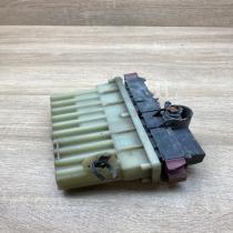 09131732   Heater blower motor/fan resistor Opel Astra G