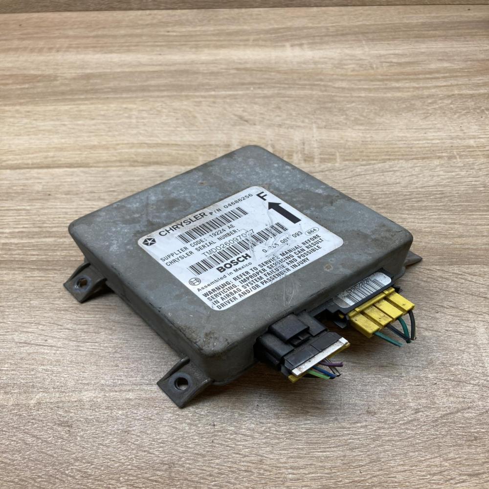 04686256 0285001093  Airbag control unit/module Chrysler Voyager