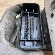 8671224 P08671223  ABS Pump Volvo V70