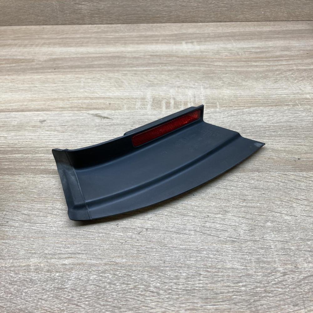 3C9945311A   Rear/tail light trim molding Volkswagen PASSAT B6