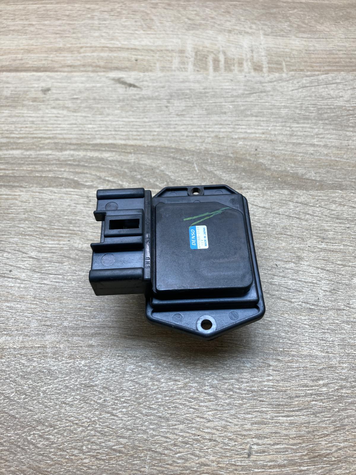 499300 2121 4993002121  Heater blower motor/fan resistor Toyota Corolla Verso AR