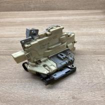 3C4839015A   Rear door lock Volkswagen PASSAT B6