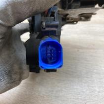 7L0839016   Rear door lock Volkswagen Touran I