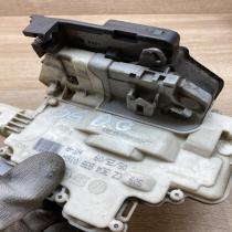 3C4839016A   Rear door lock Volkswagen PASSAT B6