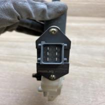 0130822032 999060 101  Rear door window regulator motor Toyota Avensis T250
