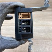8P4035225D   Aerial antenna amplifier Audi A3 S3 8P